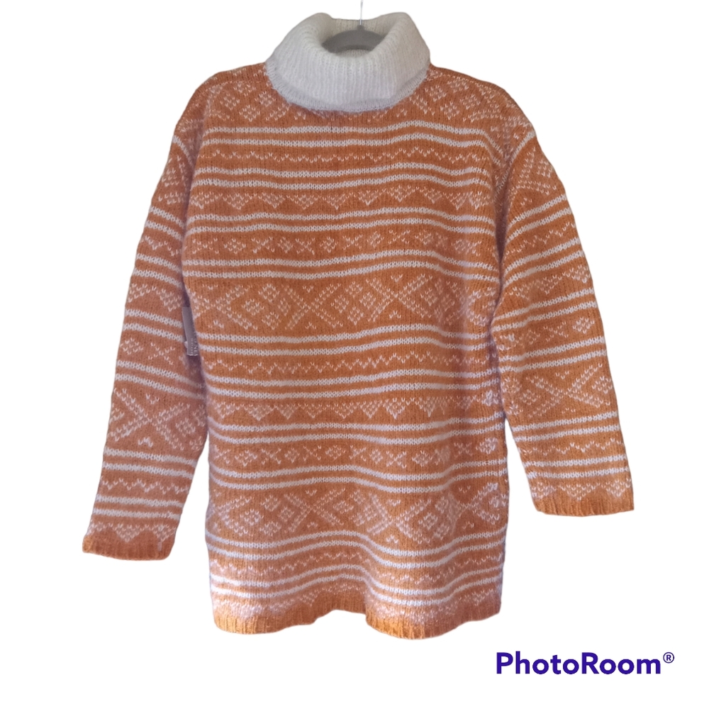 NWT Mohair Turtleneck Sweater Size Medium  by Jones New York